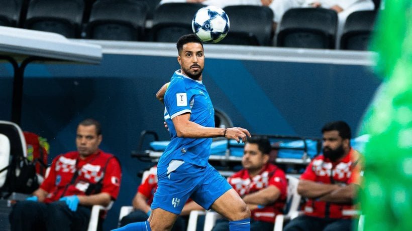 سالم الدوسري يعزز صدارته لقائمة الأكثر مساهمة تهديفية في تاريخ الهلال