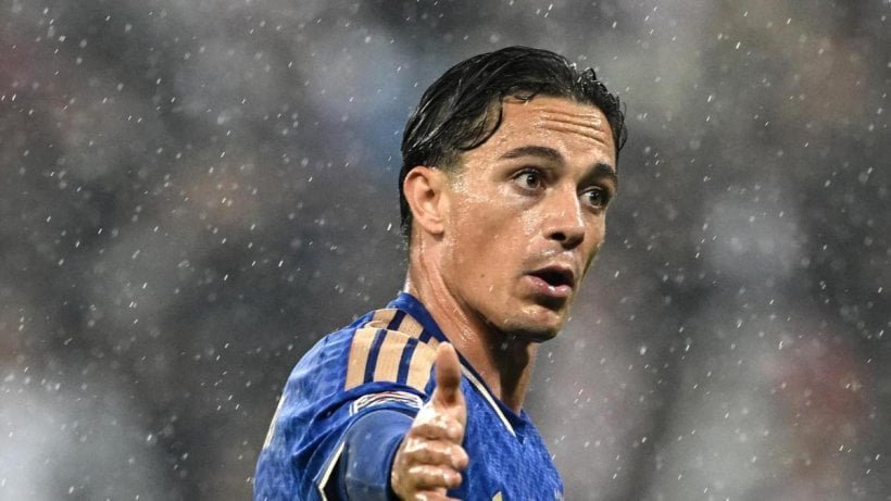 راسبادوري يغادر معسكر المنتخب بسبب الإصابة