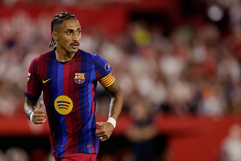 برشلونة يتلقى دفعة قوية بشأن حالة رافينيا ودي يونغ