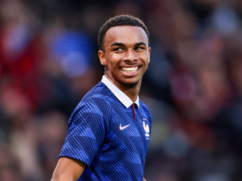 إيلي جونيور كروبي يحسم موقفه ويفضل تمثيل منتخب فرنسا